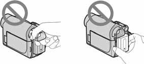 Napomena o vrsti medija koje mo ete koristiti s kamkorderom Mini DV kasete označene s 7. Mini DV kasete s kasetnom memorijom nisu kompatibilne (str. 57).