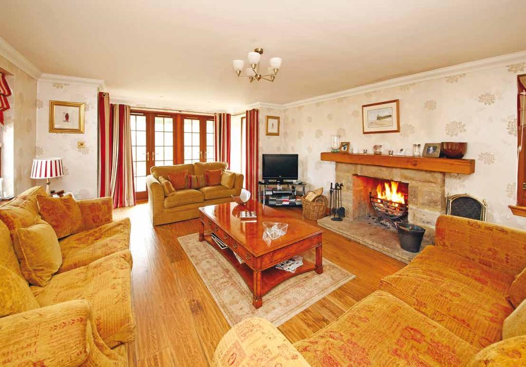 Situation Carrot Farmhouse is situated less than 3 miles south of the village of Eaglesham set within open countryside.