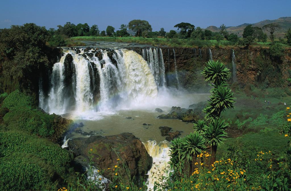 The Smoking water of the Blue Nile Falls Ethiopia Ancient and Contemporary 12 26 February 2019 (Ground only: 13-26 February 2019) With Rift Valley extension 26 February - 1 March 2019 Richard Marsh