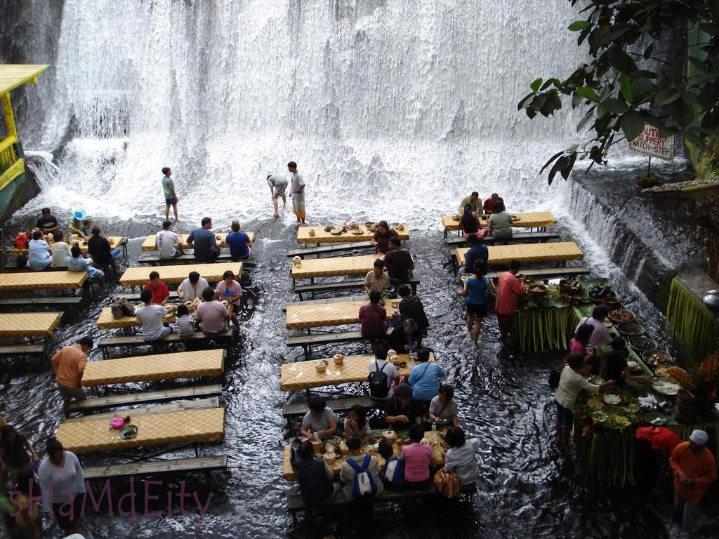 Waterfalls Restaurant a restaurant that's in a