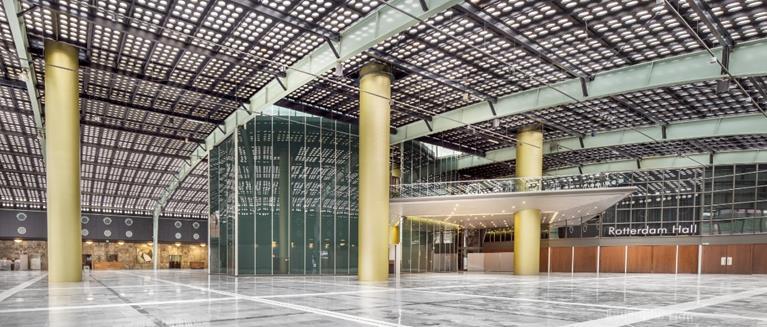 4000m2 Plenary for 1500 persons World Trade Center appearance and benefits Full-service