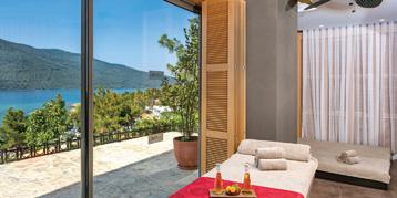 500 m, BeFine SPA with its view of the Aegean Sea invites you to experience a world Ege I Area: 66 m2