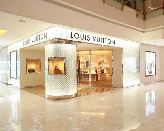 Located right next to Siam Paragon, this mall is popular with the young and hip for shops like Forever 21, CC Double O, Steve Madden, SuperDry and Jeffrey Campbell (Villians SF).