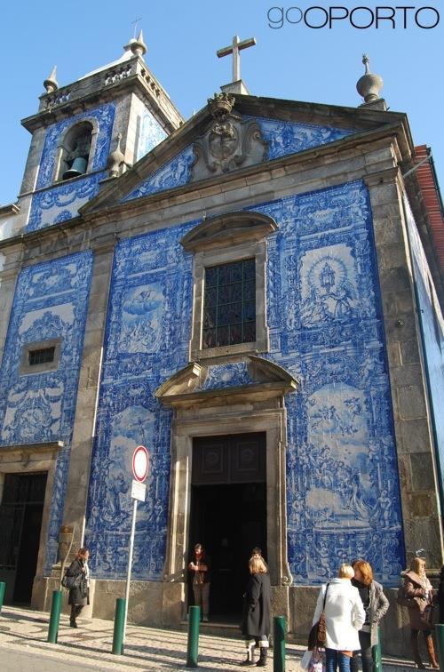 There are beautiful beach resorts and small towns that give a glimpse of Portuguese culture and life.
