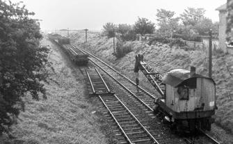 A. The Cambridge-Bedford Railway Removing railway track, Shelford Road, 1969. Margaret Marrs (Stephen Brown) (stop 11). The railway line from Cambridge to Bedford and Bletchley opened in 1862.
