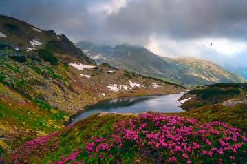 m and over 100 crystal clear deep glacier lakes, the Retezat Mountains are some of the most beautiful in the Carpathians.