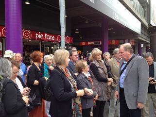 3 A WALKING TOUR OF MELBOURNE WITH DARYL On May 22 a large group joined Daryl McIlvena for a walking tour of Melbourne, where we heard the background on a number of building projects he has been