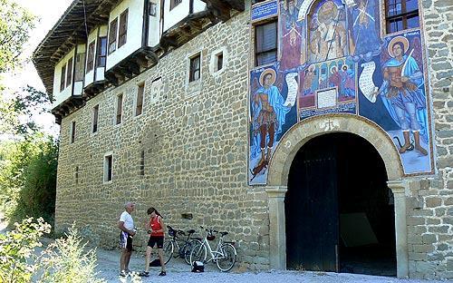 BULGARIA 2019 THE MONASTERY CIRCUIT CYCLE TOUR Semi-Guided - 8 Days/7 Nights Experience the hospitality of the Bulgarian Monasteries and its fascinating history on a bike, escorted by an English
