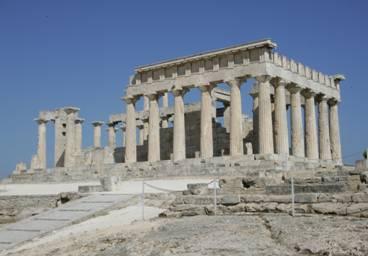Upon arrival to Aegina the participants can either join an excursion to the Temple of Aphaia or take a walk around the main town.