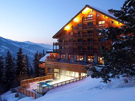 Practical Information #ClubMedMeribel Facilitate your arrival with Easy Arrival Ski/Snowboard lessons, online subscription - Ski/Snowboard equipment prepared in advance - CLUB MED MERIBEL L'ANTARES