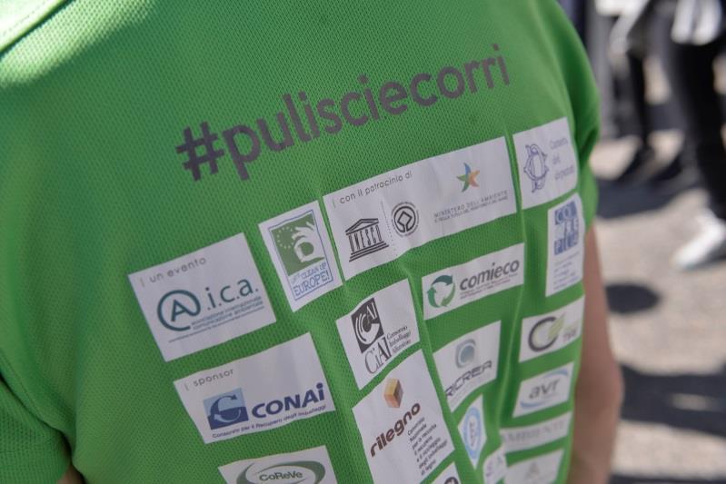 PULISCI E CORRI media coverage Local level: Press Conference (n. 1/ each stage) Press Releases Posters (n.