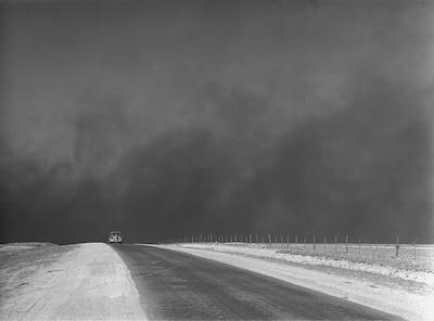 A car is chased by a "black blizzard" in the Texas Panhandle (March 1936)