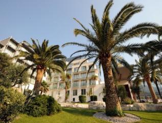 HOTEL QUEEN OF MONTENEGRO 4* HOTEL ROOMS: 245 LOCATION: Becici, only 4 km from the