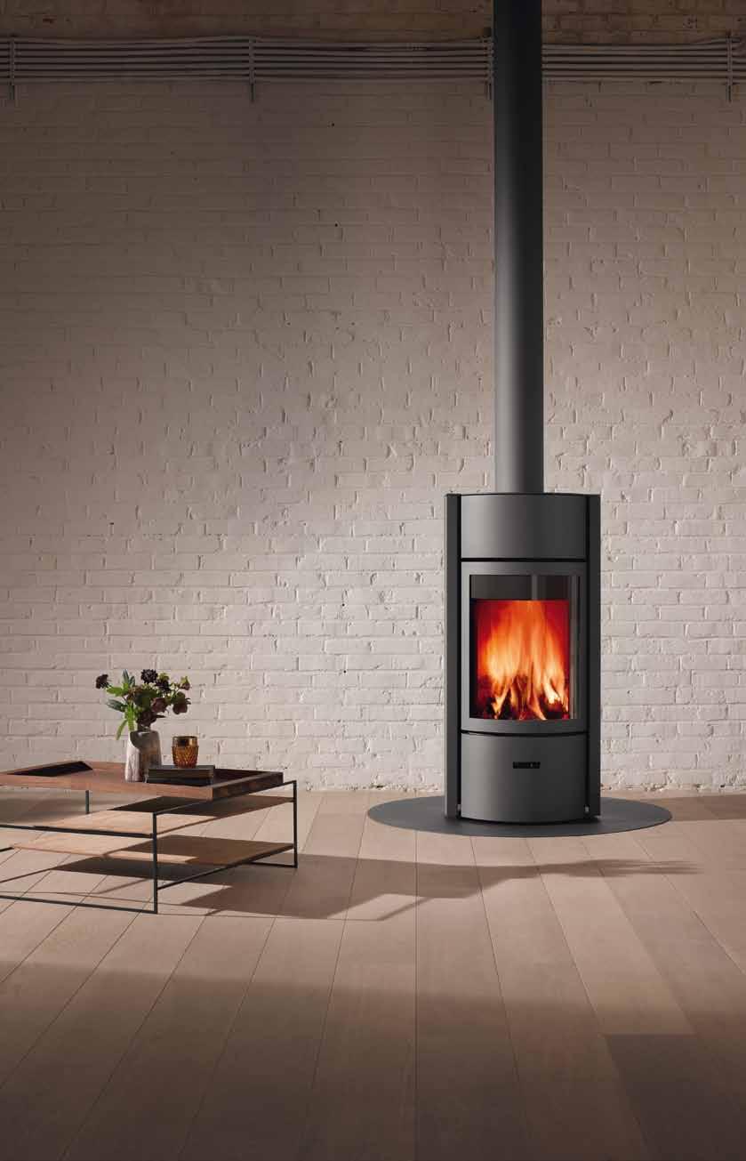 Stûv Stories +Stûv 30 + Three modes of operation + Air-funnelling option + Revolving base optional + Option: ground plate Timeless and revolutionary all at onces The Stûv 30 was the very first stove