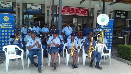 The Gauteng Provincial Band entertained the shoppers while the SAPS members