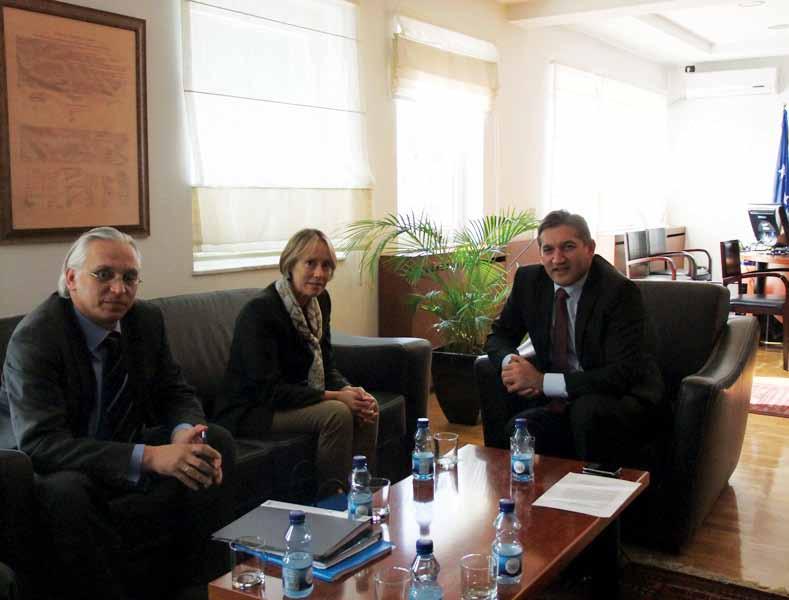 Minister Beqaj meets the World Bank Director for the South- East Europe, Armitage Pristina, 10 November 2011 Minister of Economic Development, Besim Beqaj, yesterday met a delegation of the World
