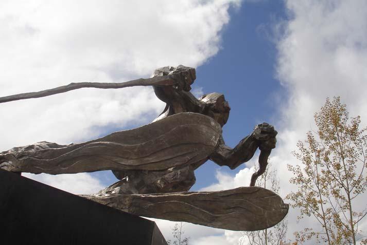 Skier s Edge Vail, CO Architect: Gail Folwell The Skier s Edge is a bronze sculpture at the