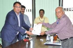 ITI inks MoU wi Vaaan Infra Private Ltd ITI has signed MoU wi Vaaan Infra Private Limited for Night Vision Devices on March 3, 2017.