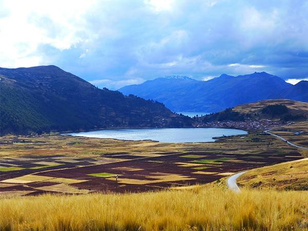 Four Lagoons Circuit - Adventure Peru The four lagons circuit is located in Acomayo province, in the distrcit of Pomacanchi. These famous lagoons can be found 107 km from Cusco city (2 hours by car).