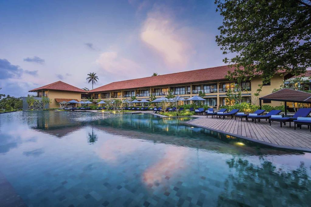 CONTENTS Accommodation Dining Anantara Spa Resort Experiences