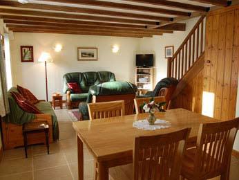 Dairy Cottages / 01559 363163 / www.holidaycot