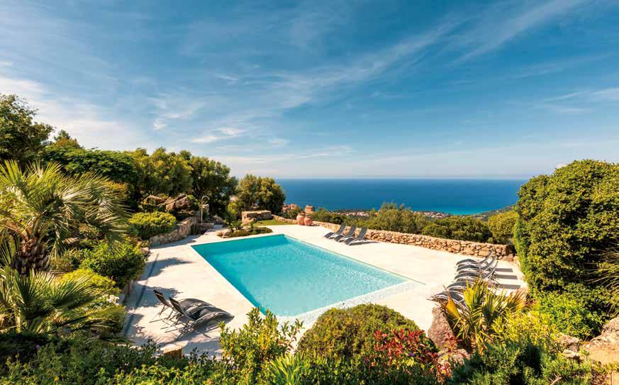 STANDARD: VERY COMFORTABLE The expression pieds dans l eau or feet in the water could not be more appropriately used than to describe this superb modern villa, built above the spectacular rocky
