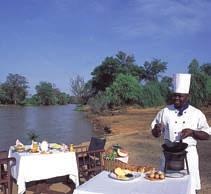 favourite camp. Wildlife Safari also features a select few independent hotels, resorts and safari camps.