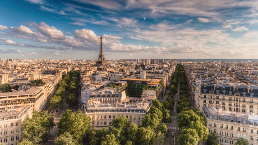 Countries Of The World: France By National Geographic Kids, adapted by Newsela staﬀ on 03.26.18 Word Count 681 Level 780L Image 1: A view of the Eiﬀel Tower in Paris, France.