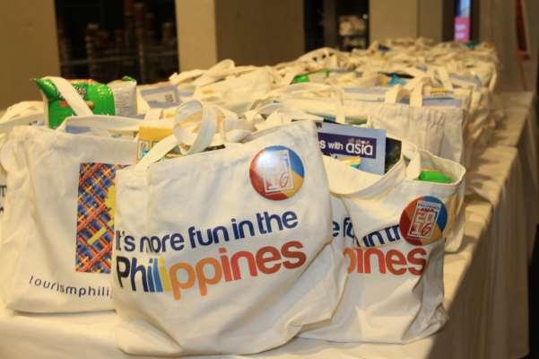 Each guest of the Philippine Embassy for the reception on the 118 th Anniversary of Philippine Independence got a