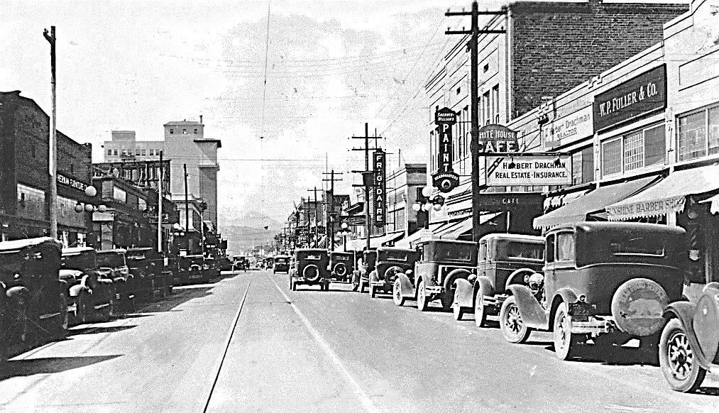 A Brief History of Tucson Towards the end of the 1930s business began to recover and new jobs were created.
