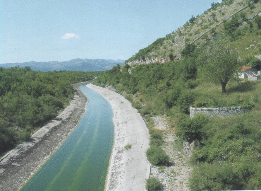 watercourse with spray concrete (from 1981), is 24.1 m 3 /s.