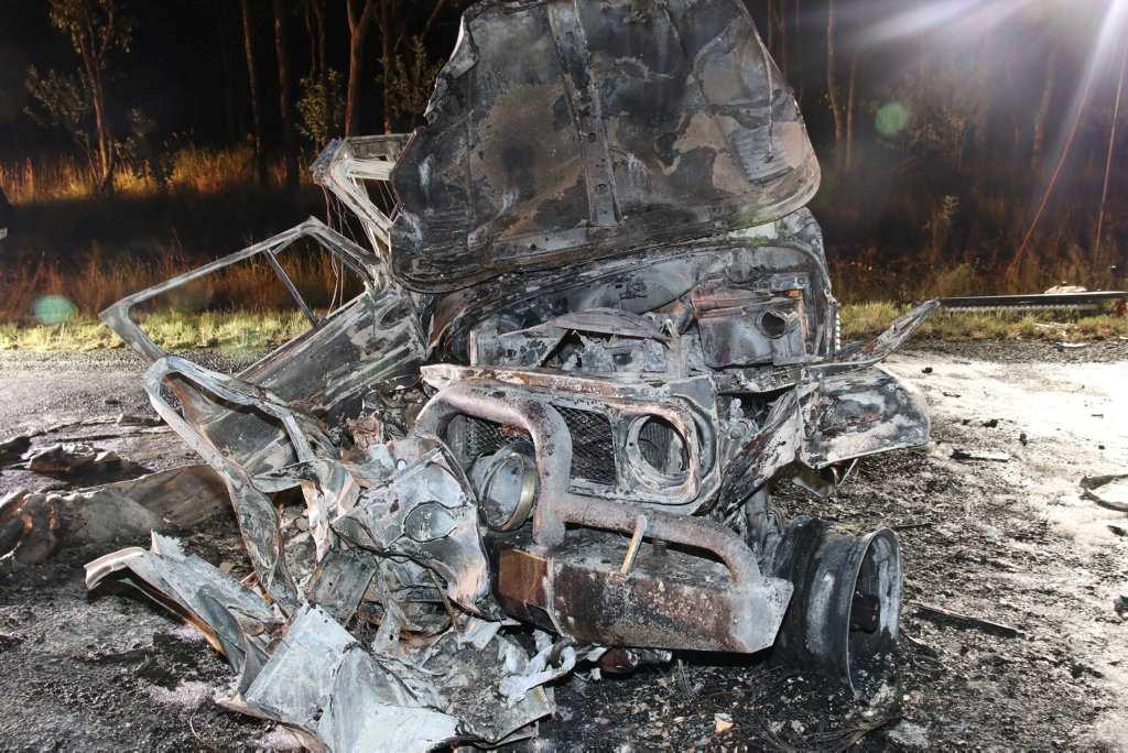 ADVERTISEMENT The "tragic" circumstances leading to the crash, which saw the Cairns man's Toyota Landcruiser and the Brisbane man's Mitsubishi Outlander collide at 100km/hr, were still unknown.