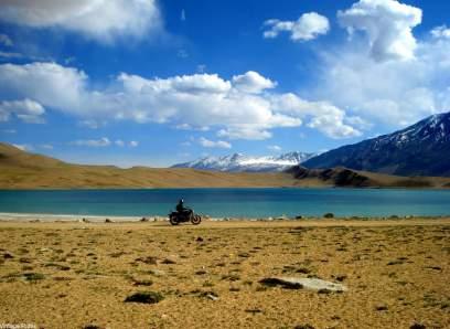YOUR TRIP IN 15 STAGES Leh - Tso Moriri Lake (4500m) [210 km 8h riding] We ride up the Indus valley towards the Tibetan border.