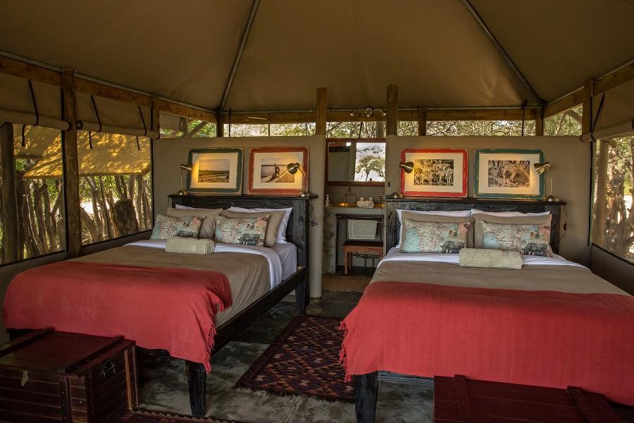 The spacious safari tents are all raised up on individual decks looking out across the lagoon allowing for ad-hoc game viewing during the afternoons as animals often pass by the camp.