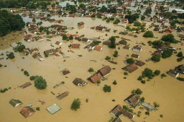 In the most critical southern Slavonia region around 15,000 inhabitants were evacuated and 3