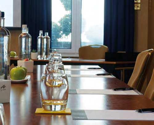 At The Rembrandt you will find elegantly decorated conference facilities, featuring high-tech amenities,