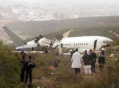 EgyptAir Flight MS843 Source: AirDisaster.Com Date: 07 May 2002 Airline: EgyptAir Flight No.