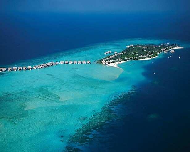 Code Q FOUR SEASONS RESORT MALDIVES AT KUDA HURAA / 5* HK$10,899up Hotel Last Check-out Date 30Apr 2013 Ticket Validity 1 Month Transfers by speedboat : 25mins Complimentary Services & Activities: