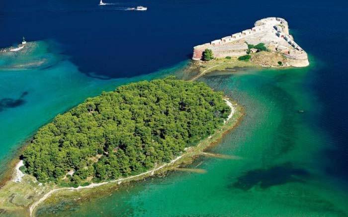 St. Anthony s channel in Sibenik is one of the most beautiful parts of the Adriatic coastline and most lavish maritime entrances to a city.