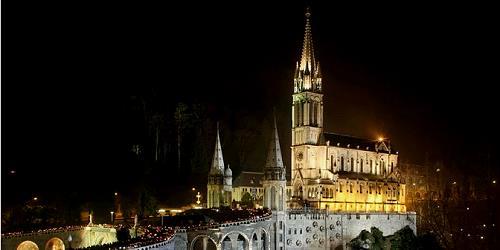 Lourdes, 6 days by Air The Holy Family s Annual Pilgrimage, 12 th - 17 th June British Airways: London Heathrow to Toulouse (includes 20kg in the hold + a cabin bag) 12 June > London Heathrow -
