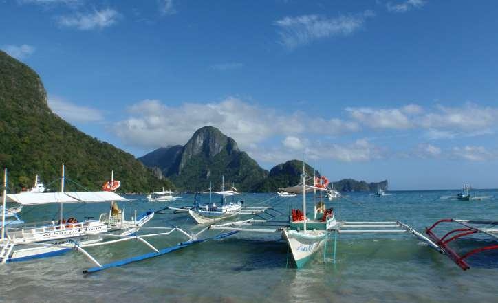 Philippines - Island Hopping the Philippines Bike Tour 2019-2020 Guided 13 days/12 nights By island hopping you ll notice how different the islands are, despite being so close to each other, but one