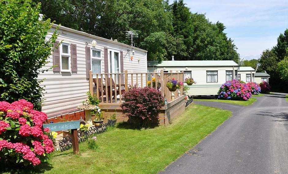LOCATION Trethiggey Holiday Park occupies a fantastic trading location in the heart of Cornwall within easy range of the Cornish coastline; with over 400 beaches, seaside resorts, quaint fishing