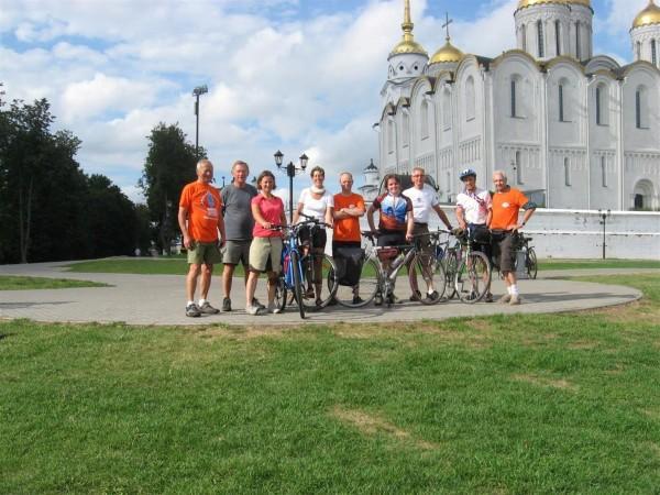 Day 11: Suzdal - Bogolubovo Vladimir Moscow, no cycling We have a bus ride to Bogolubovo to see the famous Church of Intercession on the Nerl.