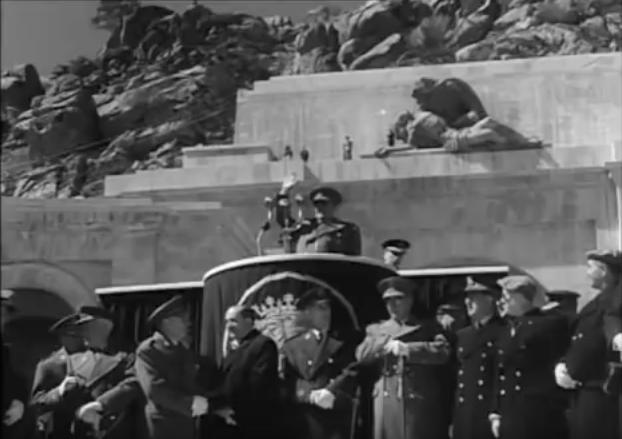 of El Escorial to be paraded and reburied in El Valle de los Caídos on March 31st 1959 (above), and (b) the