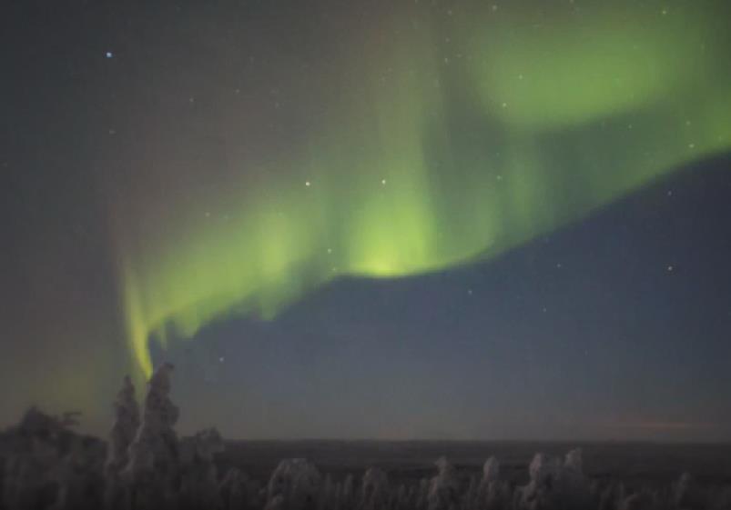 NORTHERN LIGHTS TOUR The velvet blue sky, the moon and the stars provide an unforgettable setting on this tour that takes you searching for the mesmerizing Northern Lights.