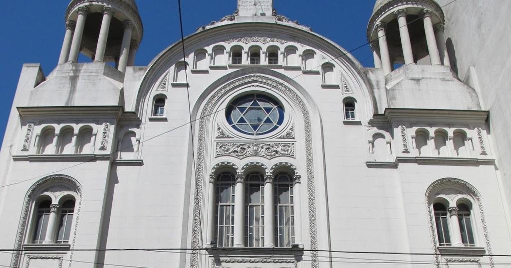 Friday, September 13 BUENOS AIRES (B, D) Take a tour of Jewish Buenos Aires guided by local scholar Salito Gutt.