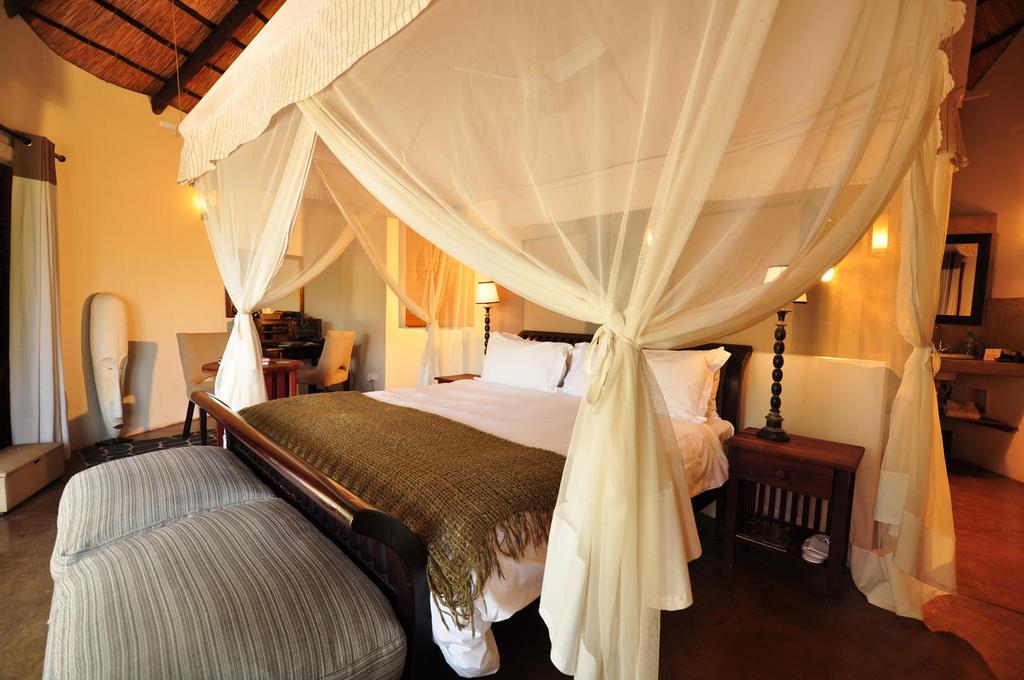 Sussi & Chuma Lodge This beautiful lodge comprises 12 luxury tree-houses that are built into the canopy of majestic