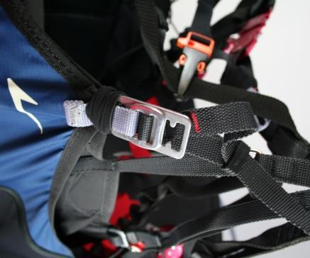 Adjusting the seating position Angle of back section The first adjustment is to the seating position and size of the harness. The seating position is adjusted by the opening angle of the harness.
