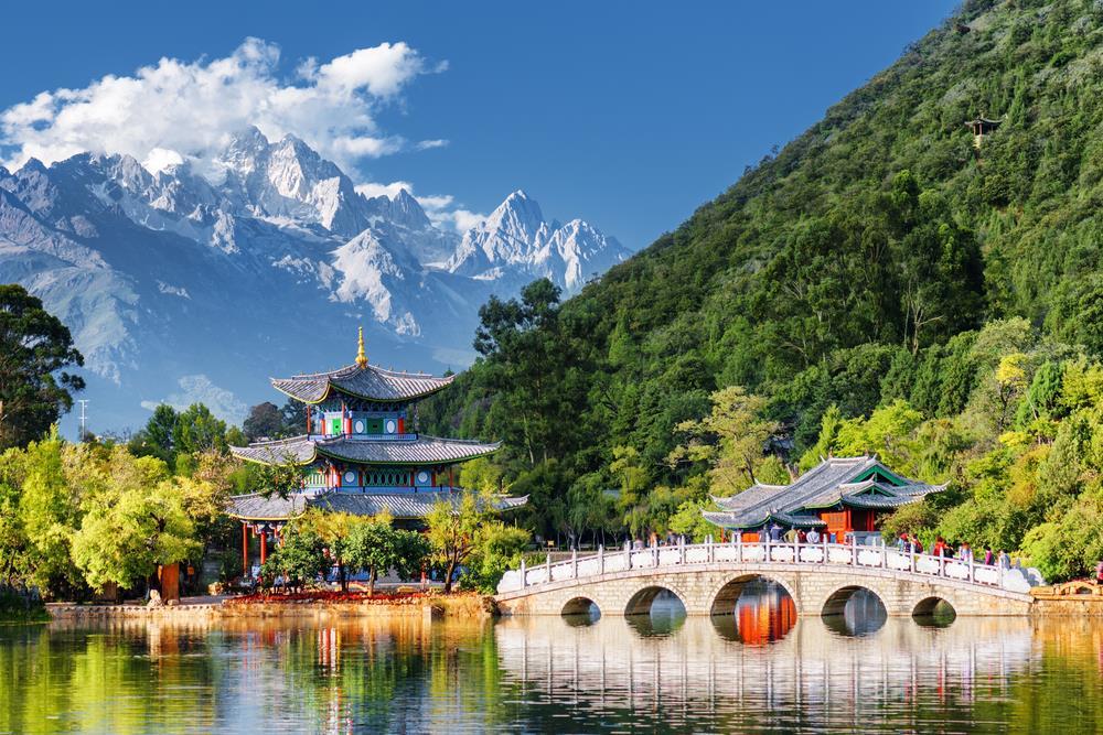 1 Let the spectacular landscapes of the Yunnan province take your breath away on this diverse adventure, travelling between the cultural and natural