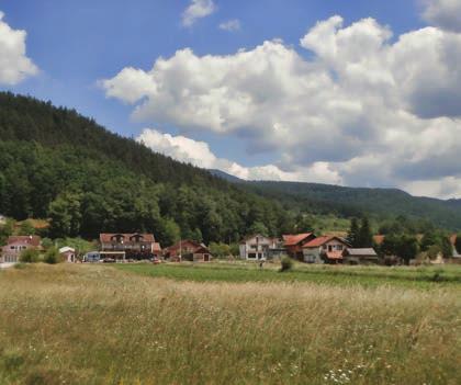 It covers an area of 496 km 2 and is among the municipalities with the lowest population density in the Republic of Srpska.